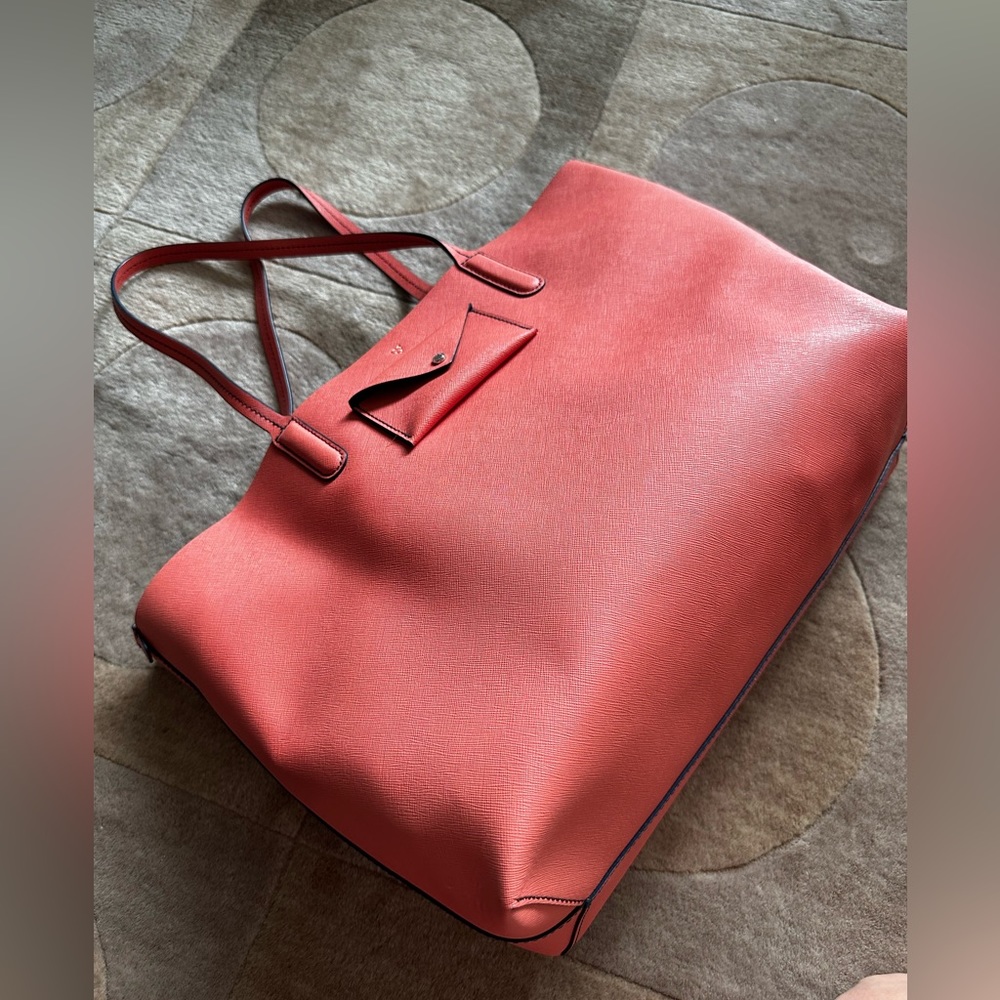 Marc by Marc Jacobs coral color tote bag!  Perfect for summer!